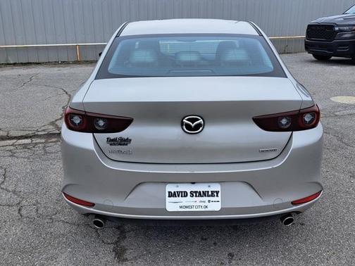 2025 Mazda Mazda3 FWD w/Preferred Package