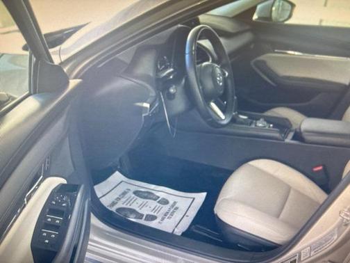 2025 Mazda Mazda3 FWD w/Preferred Package