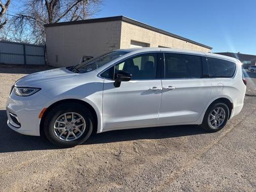 2026 Chrysler Pacifica L