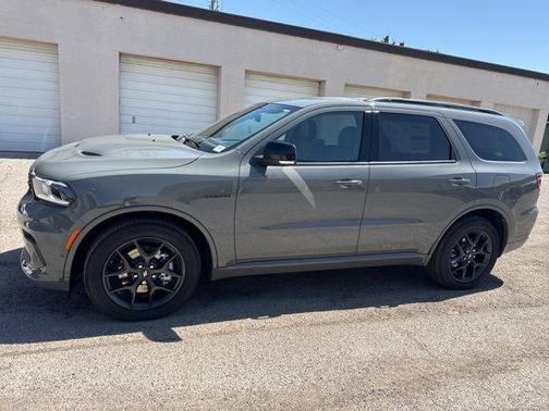 Destroyer Gray Clearcoat 2026 Dodge Durango GT Premium HEMI V8 AWD
