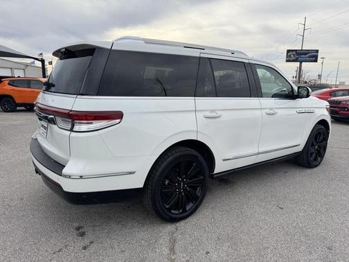 2022 Lincoln Navigator Reserve