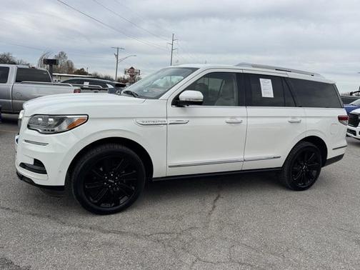 2022 Lincoln Navigator Reserve