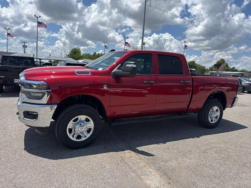 2025 RAM 2500 Tradesman Crew Cab 4x4 6'4' Box