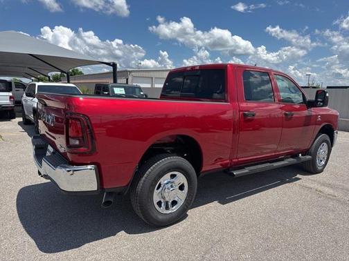 2025 RAM 2500 Tradesman Crew Cab 4x4 6'4' Box