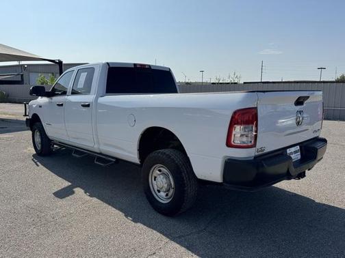 2022 RAM 2500 Tradesman Crew Cab 4x4 8' Box