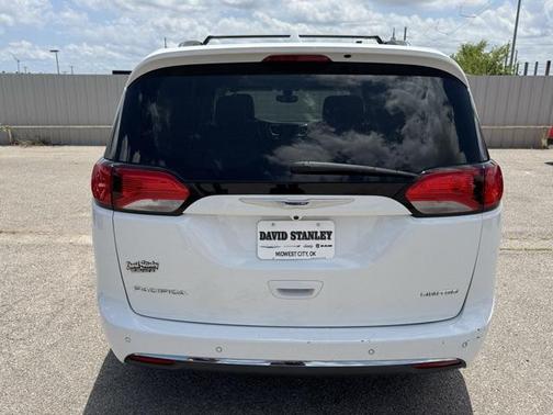 2020 Chrysler Pacifica Limited