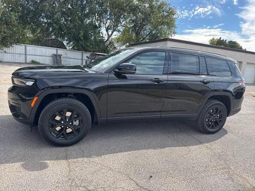2025 Jeep Grand Cherokee L Altitude