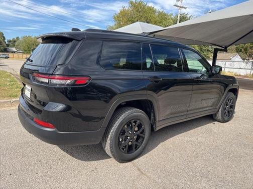 2025 Jeep Grand Cherokee L Altitude