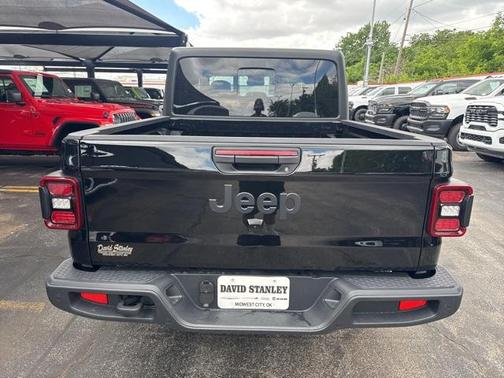 2025 Jeep Gladiator Sport S