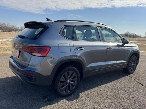 2024 Volkswagen Taos 1.5T S