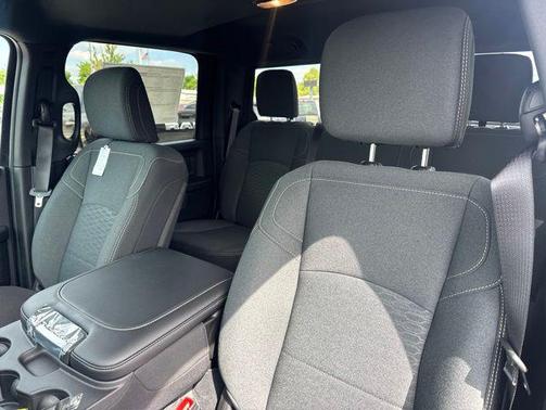 Diamond 2026 RAM 3500 Tradesman Crew Cab 4x4 8' Box