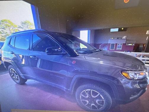 2024 Jeep Compass Trailhawk