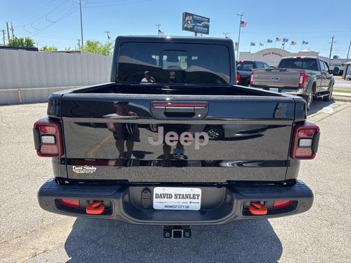 2025 Jeep Gladiator Mojave X