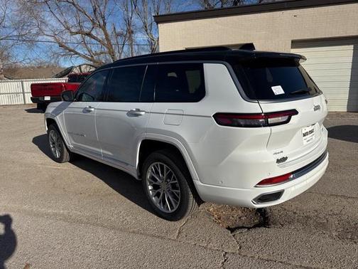 2025 Jeep Grand Cherokee L Summit