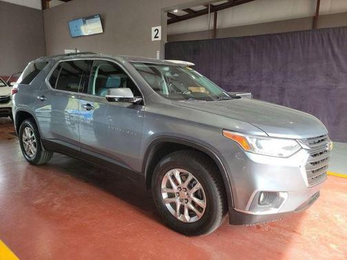 Satin Steel Metallic 2020 Chevrolet Traverse LT Leather