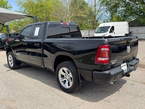 Diamond Black Crystal Pearlcoat 2019 RAM 1500 Big Horn