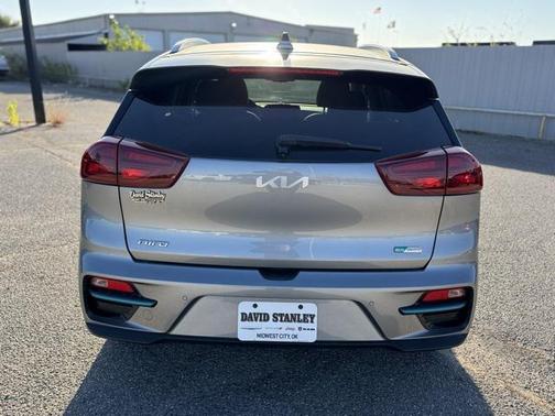 2022 Kia Niro EV EX Premium