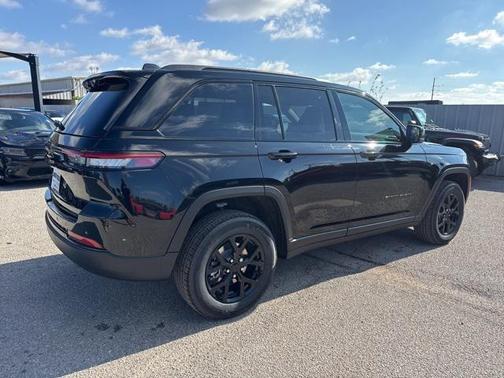 2025 Jeep Grand Cherokee Altitude