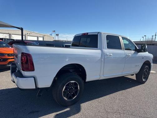 2026 RAM 2500 Laramie Crew Cab 4x4 6'4' Box