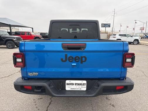 2025 Jeep Gladiator Sport S