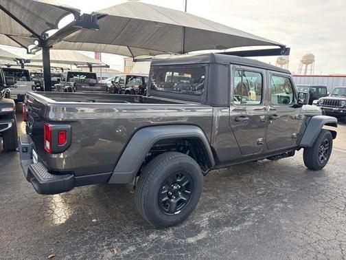 2026 Jeep Gladiator Sport