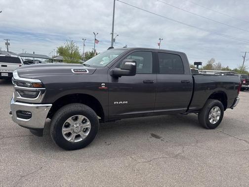 2025 RAM 2500 Big Horn Crew Cab 4x4 6'4' Box