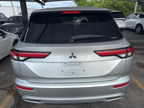 2024 Mitsubishi Outlander SE Black Edition S-AWC