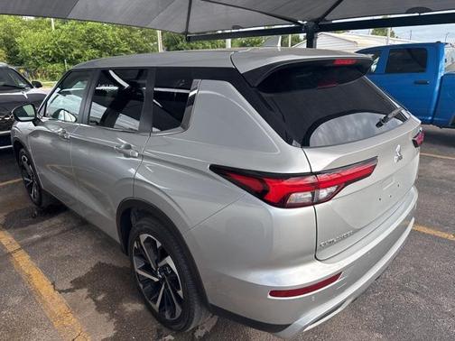 2024 Mitsubishi Outlander SE Black Edition S-AWC