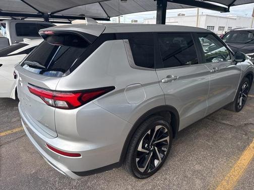 2024 Mitsubishi Outlander SE Black Edition S-AWC