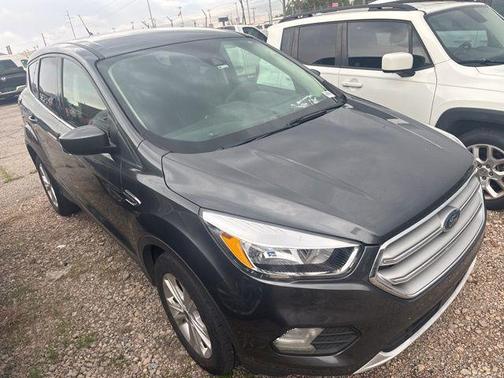 Magnetic Metallic 2019 Ford Escape SE