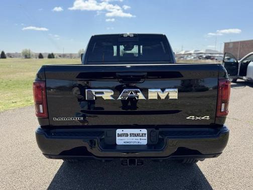 2025 RAM 2500 Laramie Crew Cab 4x4 6'4' Box