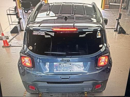 2022 Jeep Renegade Altitude