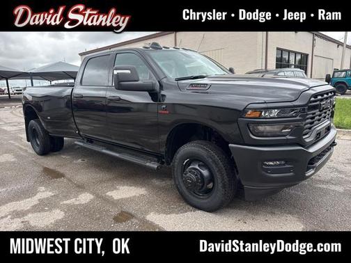 2025 RAM 3500 Tradesman Crew Cab 4x4 8' Box