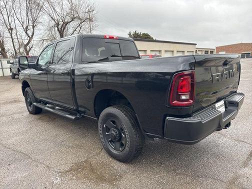 2026 RAM 2500 Tradesman Crew Cab 4x4 6'4' Box