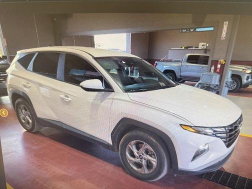 2024 Hyundai TUCSON SE