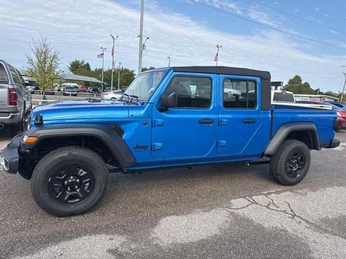 2025 Jeep Gladiator Sport