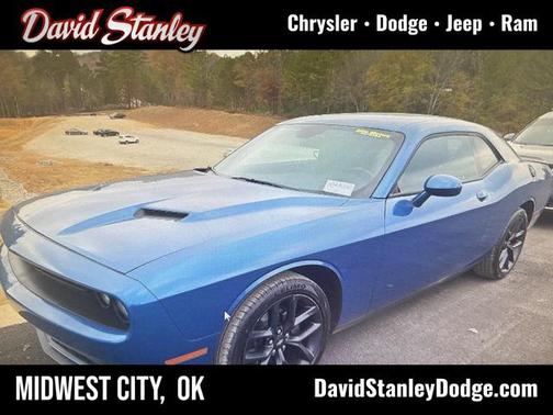 2022 Dodge Challenger SXT
