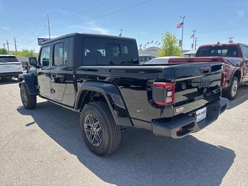 2025 Jeep Gladiator Sport S