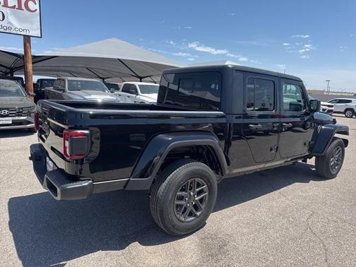 2025 Jeep Gladiator Sport S