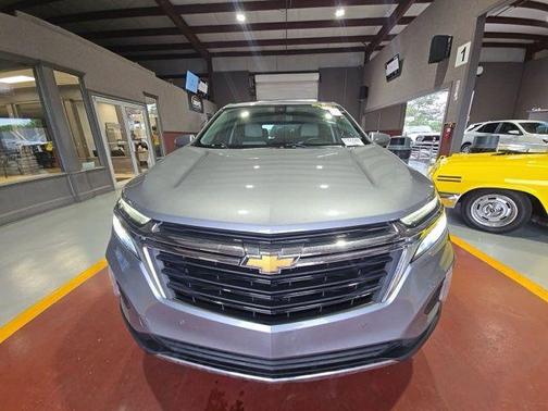 Sterling Gray Metallic 2024 Chevrolet Equinox 1LT