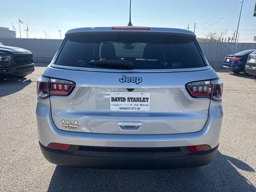 2025 Jeep Compass Sport
