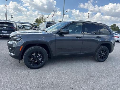 2025 Jeep Grand Cherokee Altitude