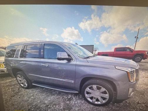 2018 Cadillac Escalade Luxury