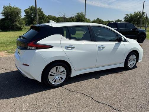 2024 Nissan Leaf S