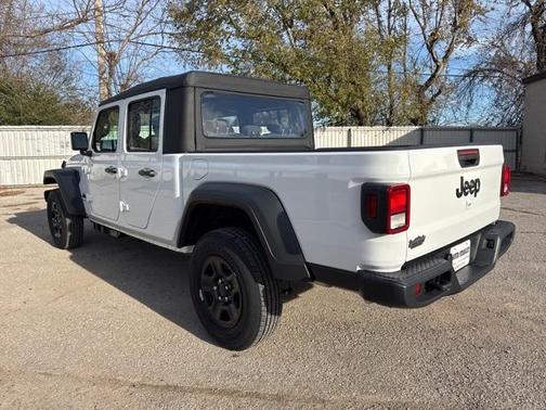 2026 Jeep Gladiator Sport