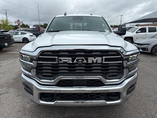2025 RAM 2500 Tradesman Crew Cab 4x4 6'4' Box