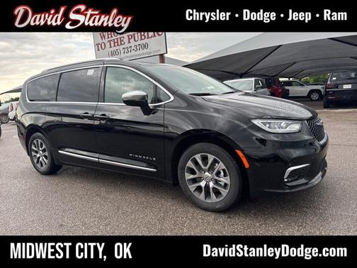2025 Chrysler Pacifica L