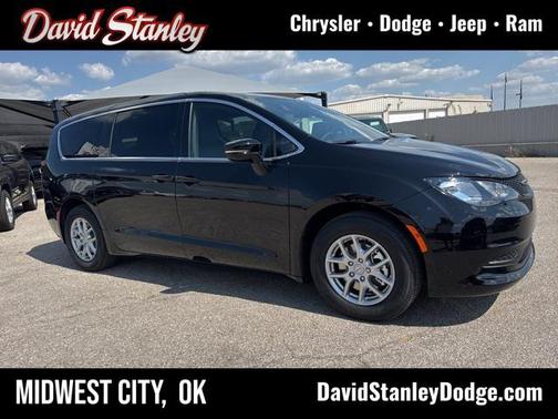 2026 Chrysler Voyager LX