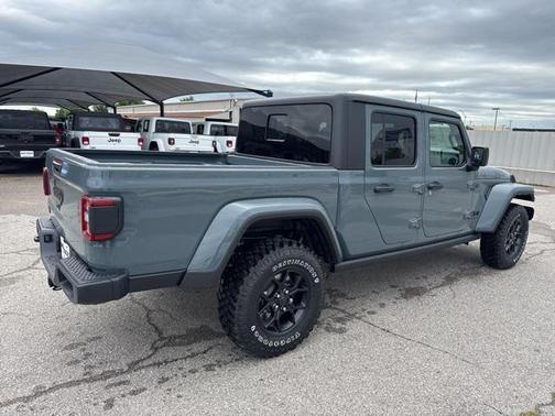 2025 Jeep Gladiator Willys