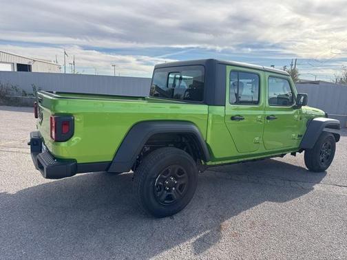2026 Jeep Gladiator Sport